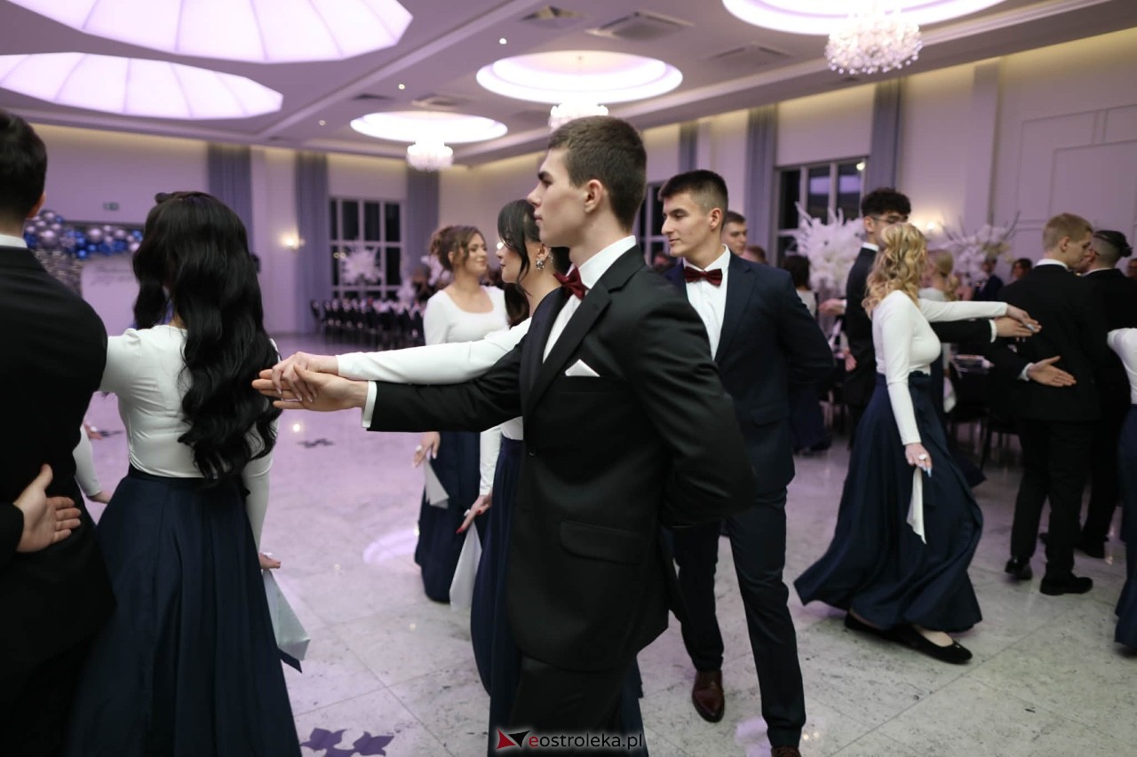 Studniówka w ZSZ nr 2 [07.02.2026] - zdjęcie #304 - eOstroleka.pl