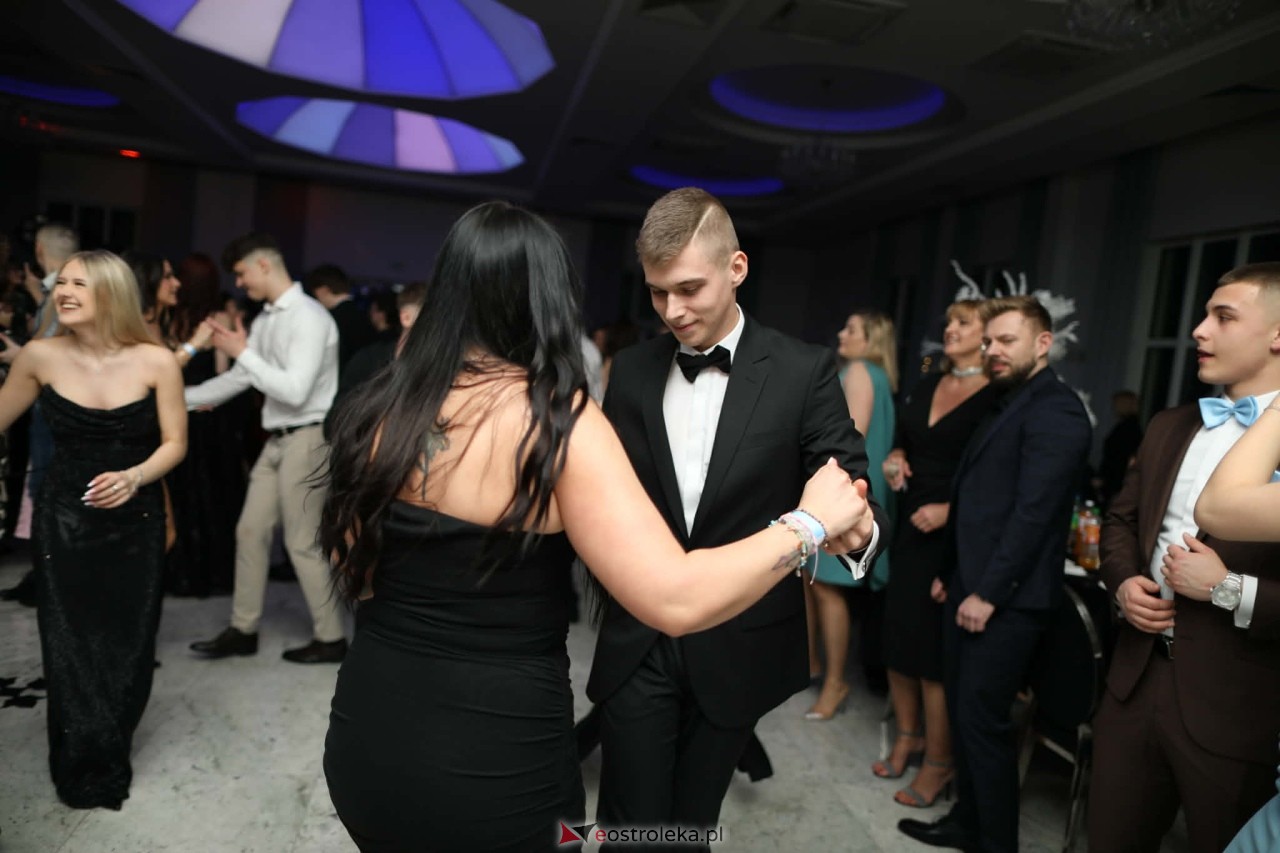 Studniówka w ZSZ nr 2 [07.02.2026] - zdjęcie #129 - eOstroleka.pl