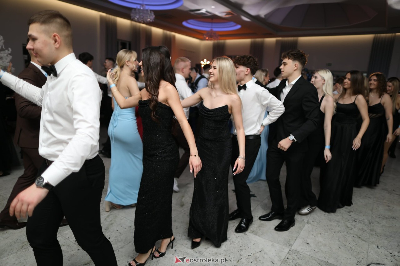 Studniówka w ZSZ nr 2 [07.02.2026] - zdjęcie #109 - eOstroleka.pl