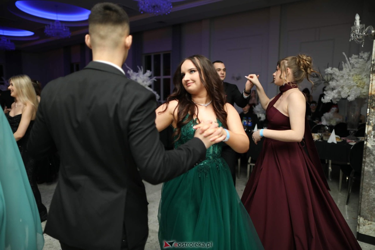 Studniówka w ZSZ nr 2 [07.02.2026] - zdjęcie #101 - eOstroleka.pl