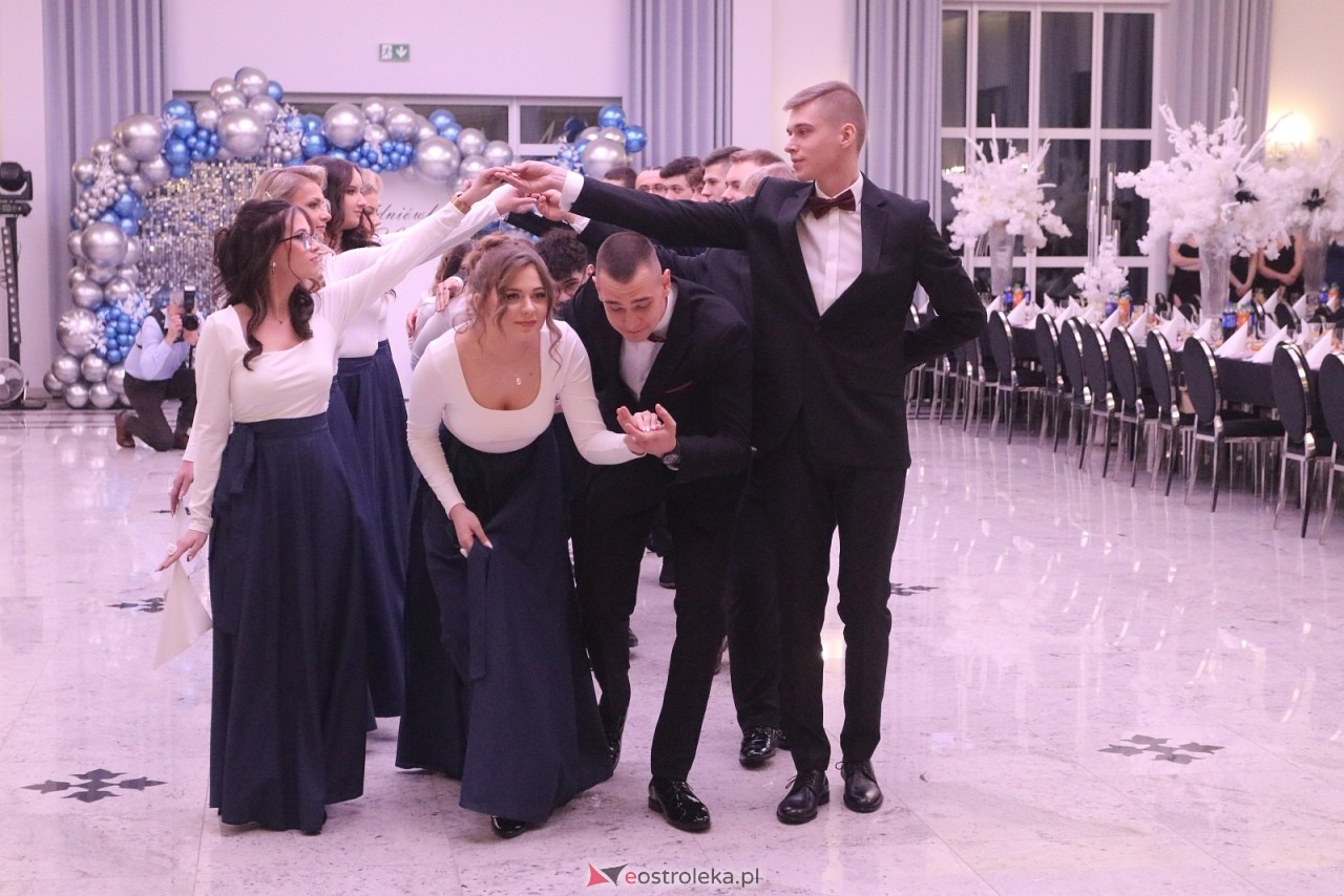 Studniówka w ZSZ nr 2 [07.02.2026] - zdjęcie #79 - eOstroleka.pl