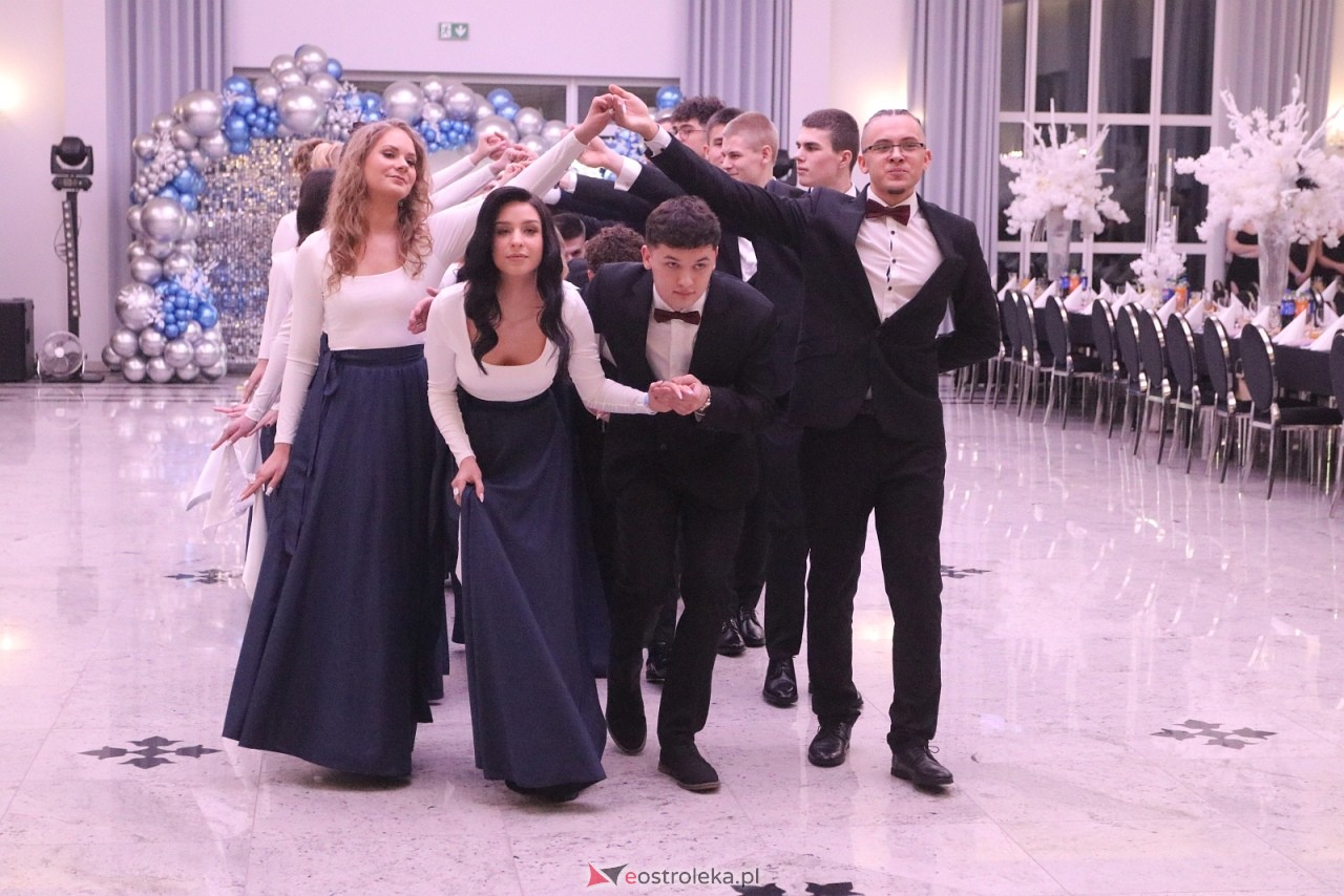 Studniówka w ZSZ nr 2 [07.02.2026] - zdjęcie #74 - eOstroleka.pl