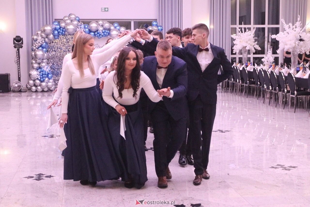 Studniówka w ZSZ nr 2 [07.02.2026] - zdjęcie #73 - eOstroleka.pl