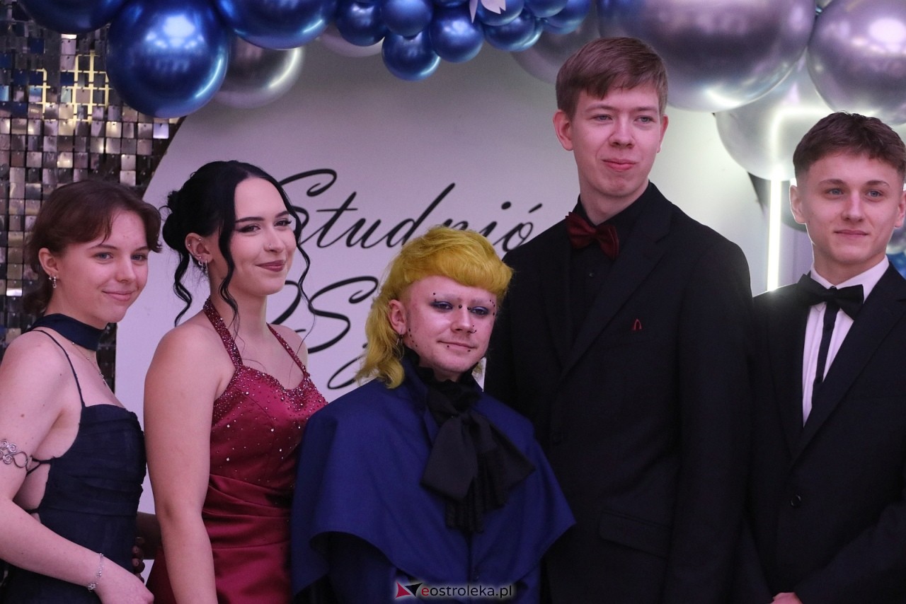 Studniówka w ZSZ nr 2 [07.02.2026] - zdjęcie #43 - eOstroleka.pl