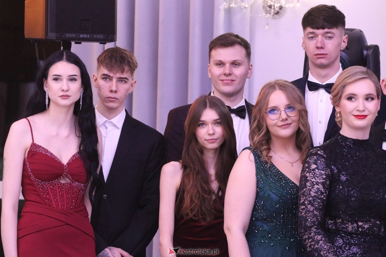 Studniówka w ZSZ nr 2 [07.02.2026] - zdjęcie #42 - eOstroleka.pl
