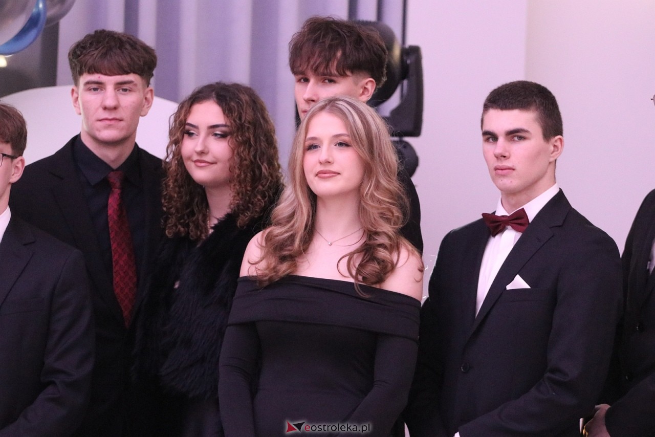 Studniówka w ZSZ nr 2 [07.02.2026] - zdjęcie #34 - eOstroleka.pl