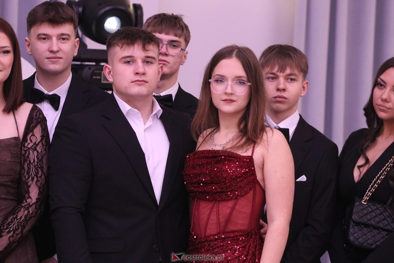 Studniówka w ZSZ nr 2 [07.02.2026] - zdjęcie #30 - eOstroleka.pl