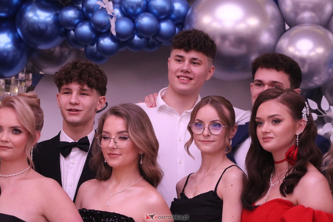 Studniówka w ZSZ nr 2 [07.02.2026] - zdjęcie #22 - eOstroleka.pl