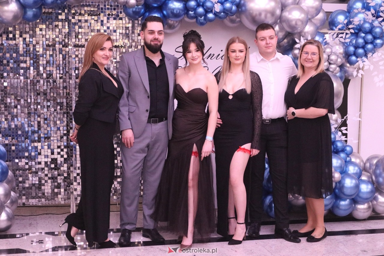 Studniówka w ZSZ nr 2 [07.02.2026] - zdjęcie #13 - eOstroleka.pl