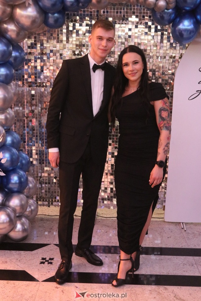 Studniówka w ZSZ nr 2 [07.02.2026] - zdjęcie #4 - eOstroleka.pl