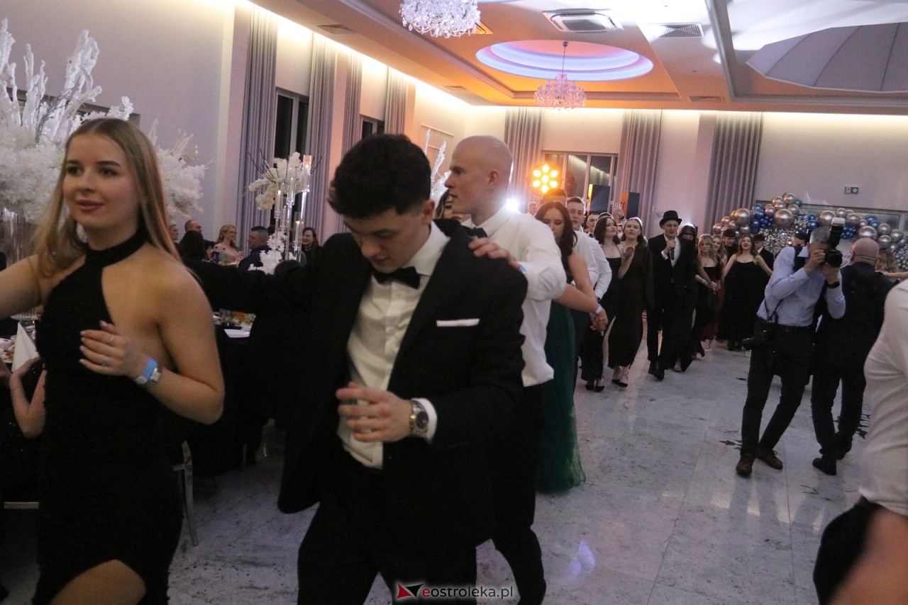 Studniówka w ZSZ nr 2 [07.02.2026] - zdjęcie #1 - eOstroleka.pl