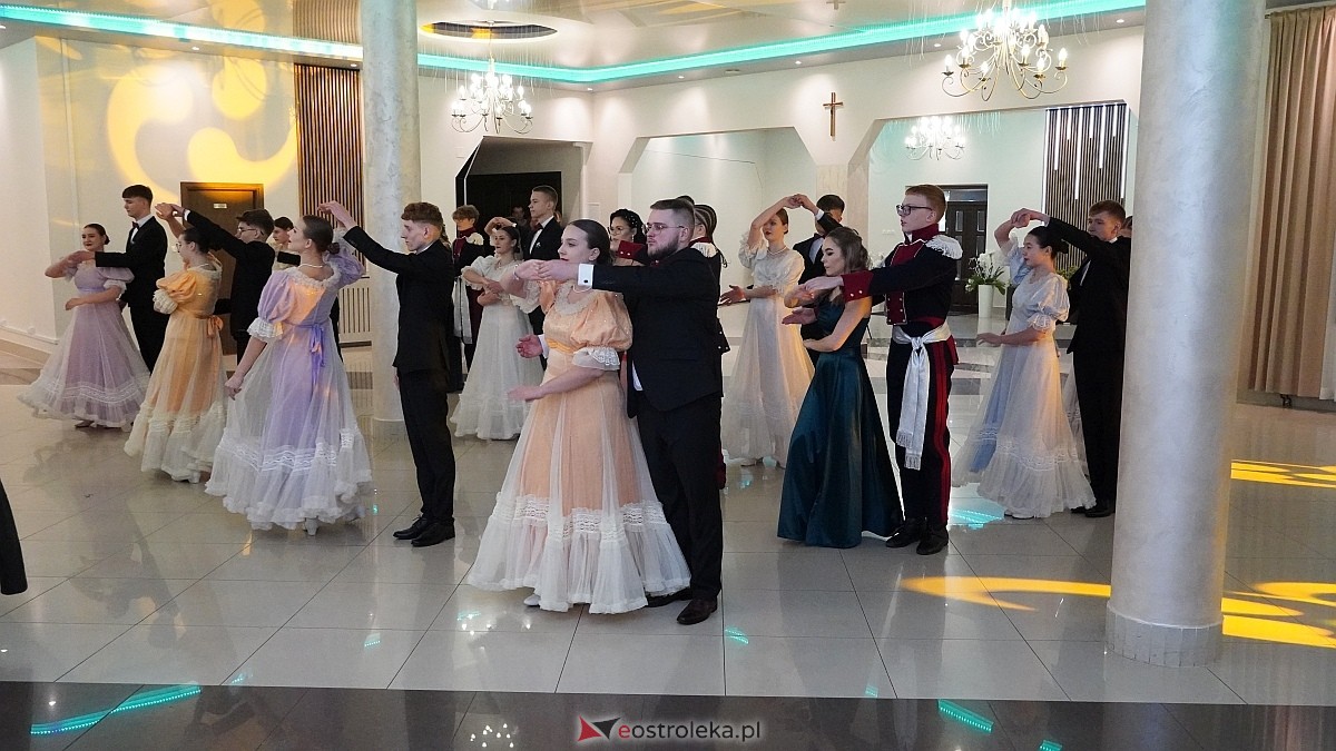 Studniówka w ZSP w Goworowie [07.02.2026] - zdjęcie #199 - eOstroleka.pl