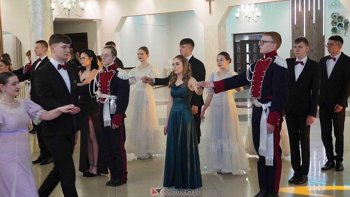 Studniówka w ZSP w Goworowie [07.02.2026] - zdjęcie #186 - eOstroleka.pl