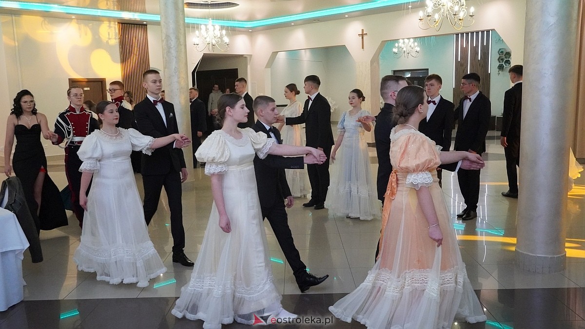 Studniówka w ZSP w Goworowie [07.02.2026] - zdjęcie #182 - eOstroleka.pl