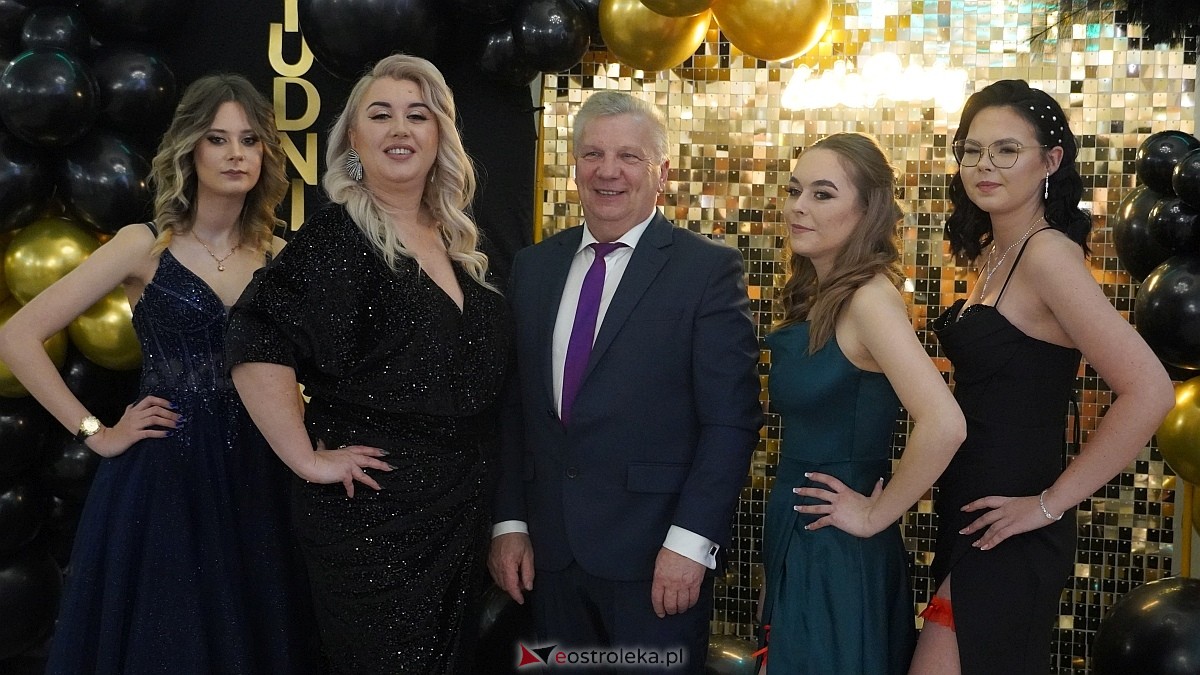 Studniówka w ZSP w Goworowie [07.02.2026] - zdjęcie #125 - eOstroleka.pl