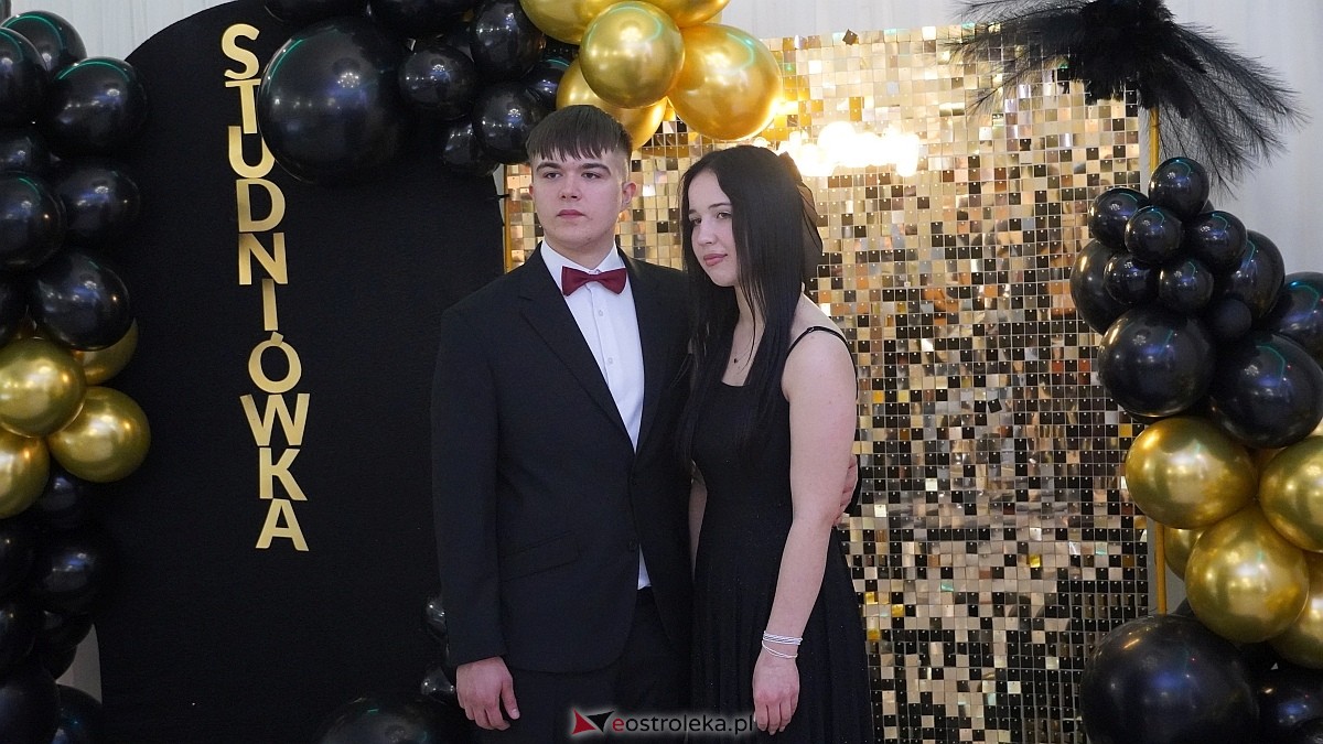 Studniówka w ZSP w Goworowie [07.02.2026] - zdjęcie #44 - eOstroleka.pl