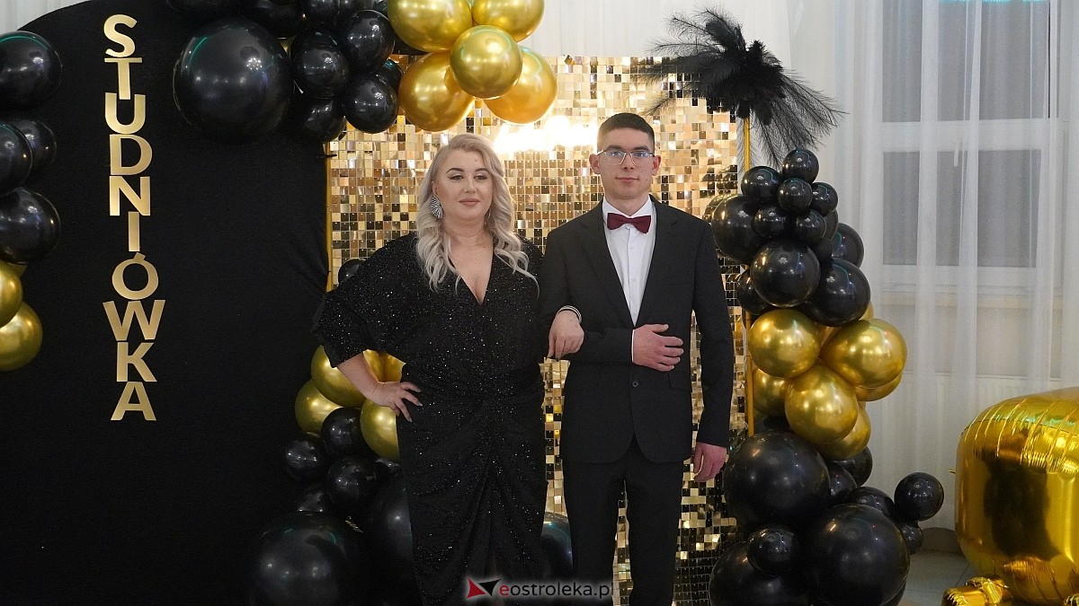 Studniówka w ZSP w Goworowie [07.02.2026] - zdjęcie #24 - eOstroleka.pl