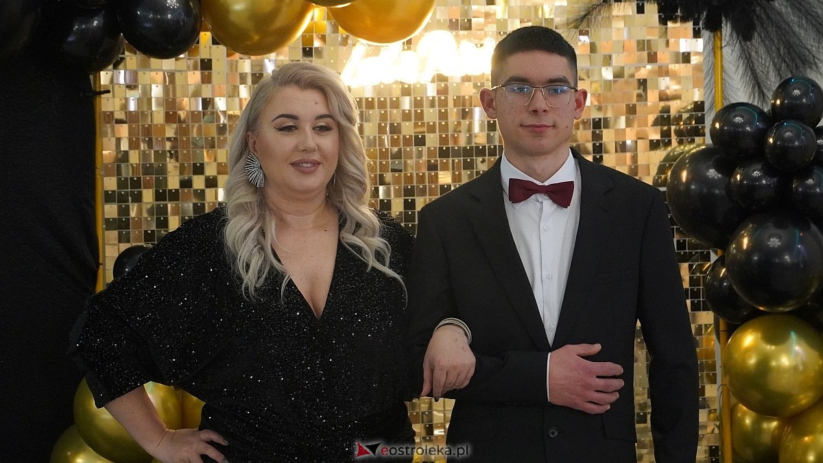 Studniówka w ZSP w Goworowie [07.02.2026] - zdjęcie #22 - eOstroleka.pl