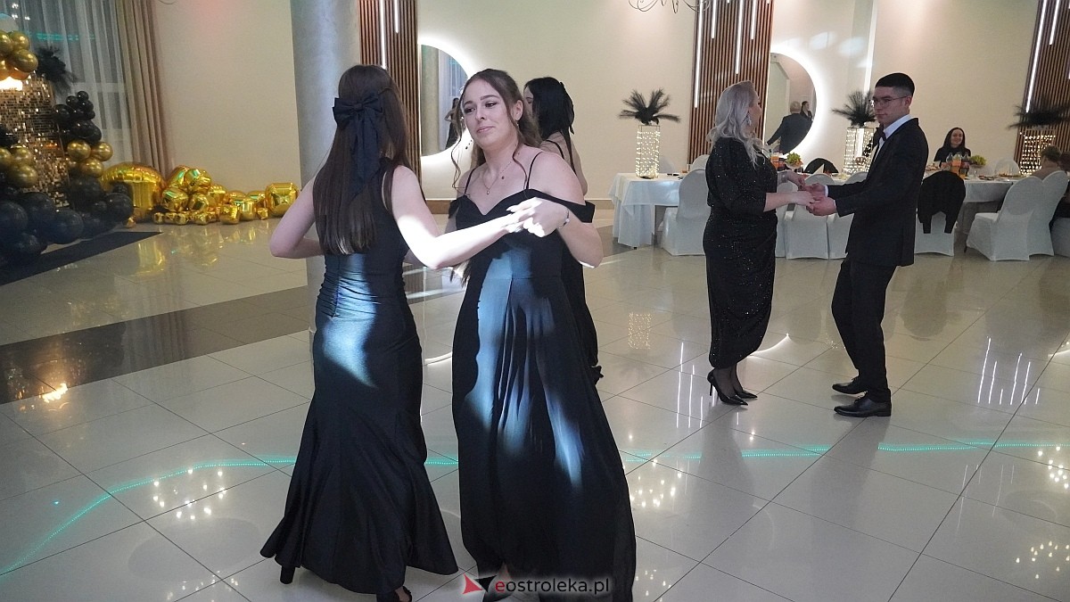 Studniówka w ZSP w Goworowie [07.02.2026] - zdjęcie #66 - eOstroleka.pl