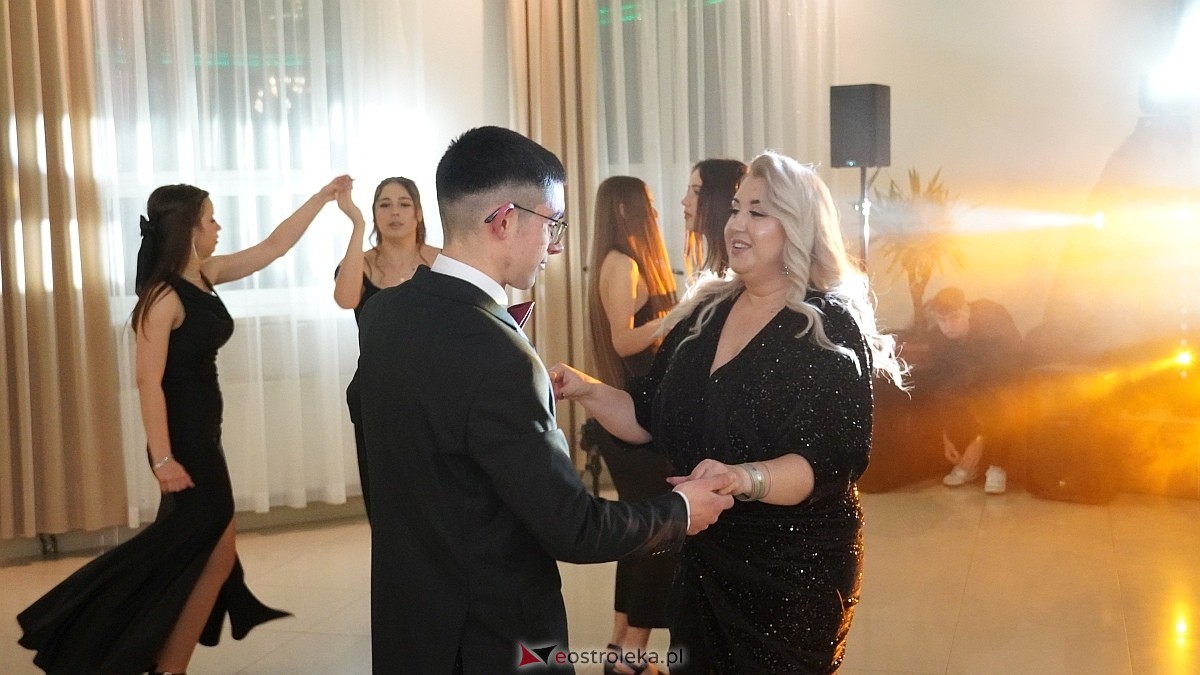 Studniówka w ZSP w Goworowie [07.02.2026] - zdjęcie #33 - eOstroleka.pl