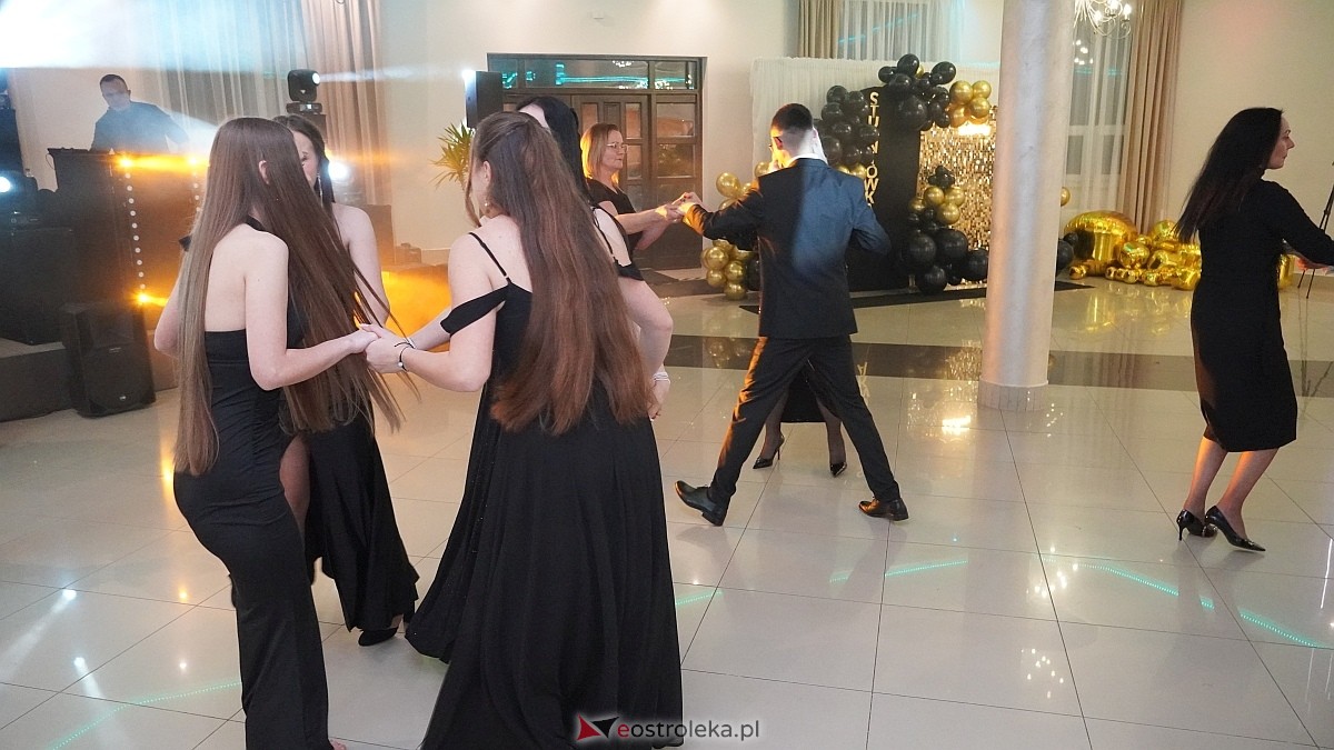 Studniówka w ZSP w Goworowie [07.02.2026] - zdjęcie #21 - eOstroleka.pl