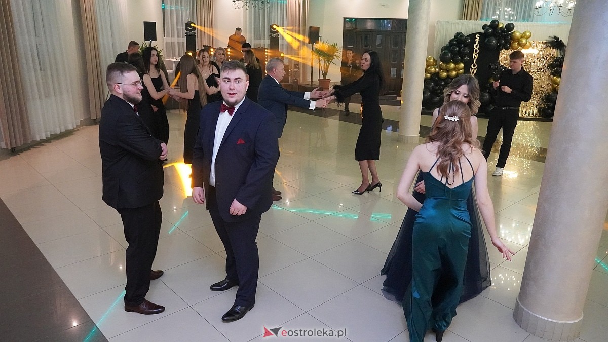 Studniówka w ZSP w Goworowie [07.02.2026] - zdjęcie #11 - eOstroleka.pl