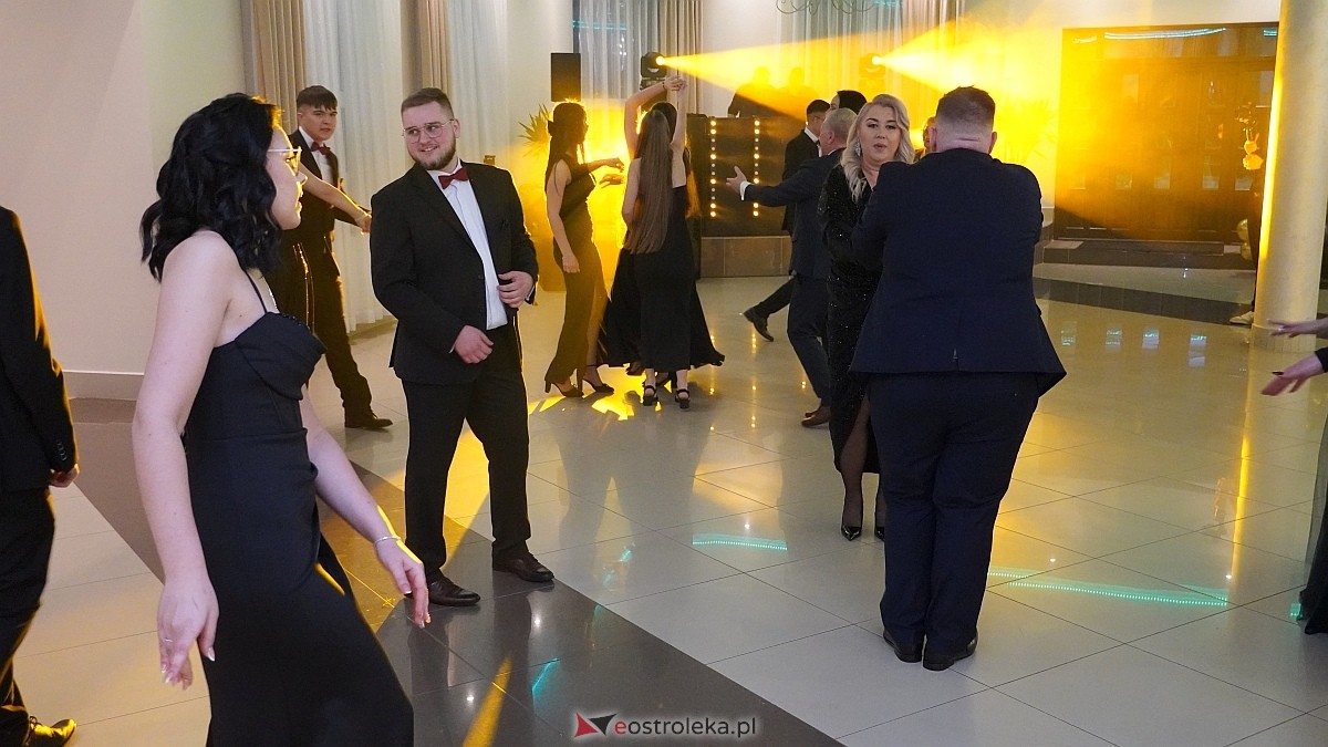 Studniówka w ZSP w Goworowie [07.02.2026] - zdjęcie #8 - eOstroleka.pl