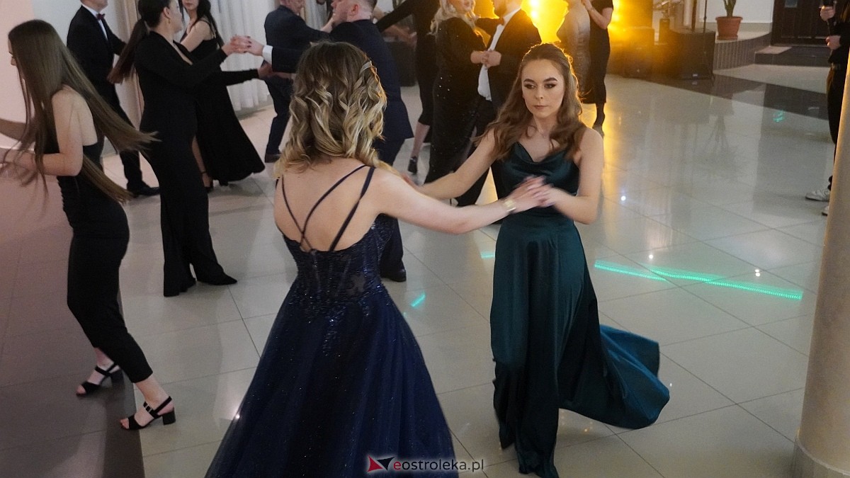 Studniówka w ZSP w Goworowie [07.02.2026] - zdjęcie #7 - eOstroleka.pl