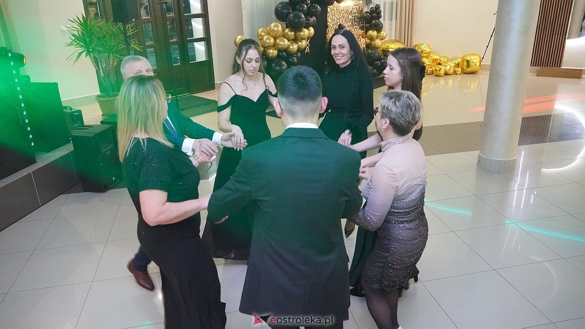 Studniówka w ZSP w Goworowie [07.02.2026] - zdjęcie #3 - eOstroleka.pl