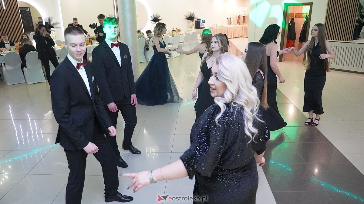 Studniówka w ZSP w Goworowie [07.02.2026] - zdjęcie #118 - eOstroleka.pl