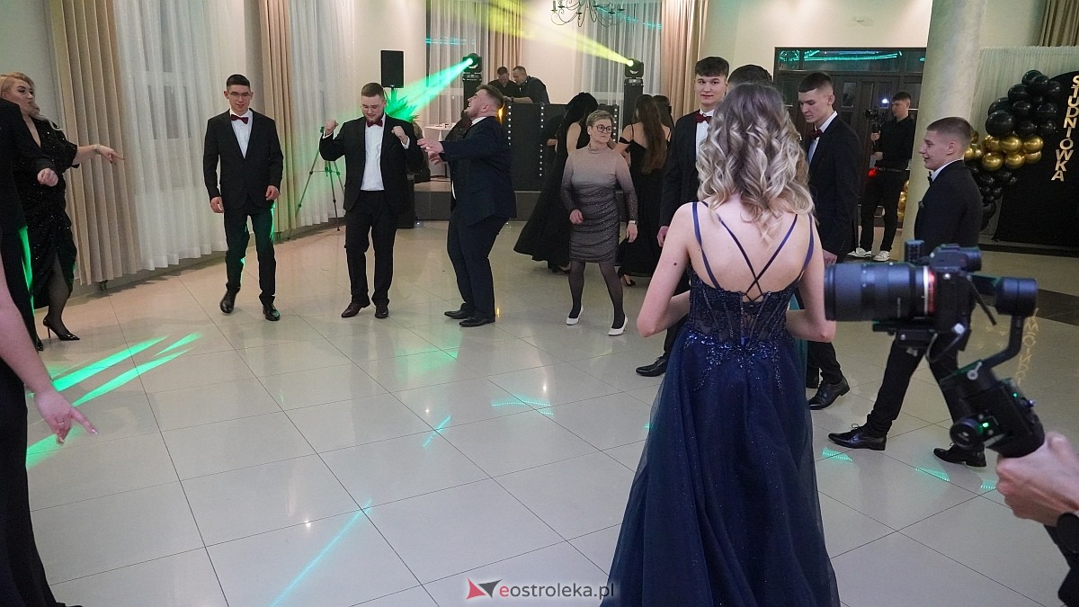 Studniówka w ZSP w Goworowie [07.02.2026] - zdjęcie #100 - eOstroleka.pl