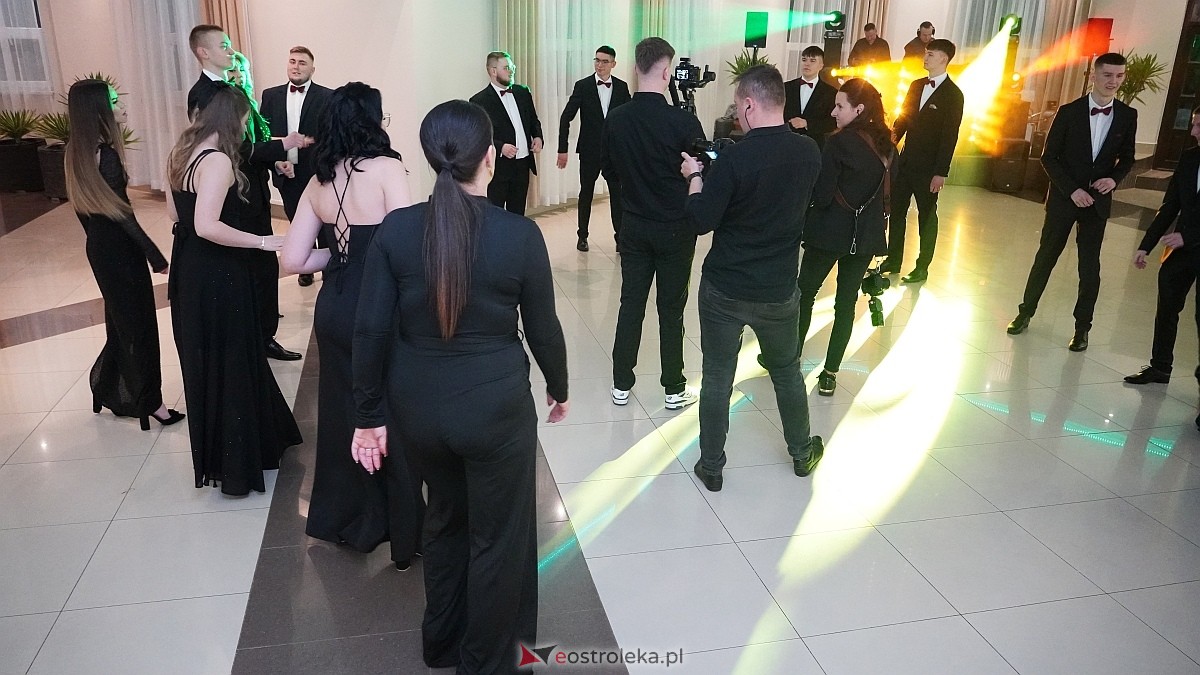 Studniówka w ZSP w Goworowie [07.02.2026] - zdjęcie #49 - eOstroleka.pl