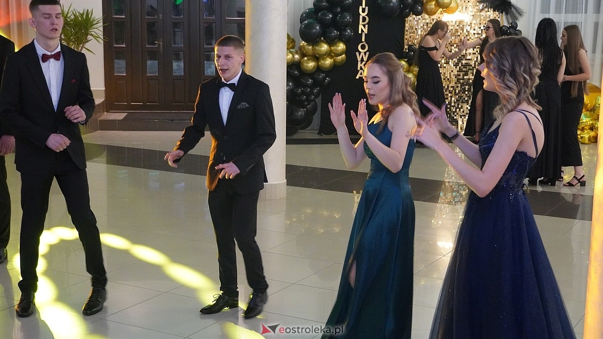 Studniówka w ZSP w Goworowie [07.02.2026] - zdjęcie #37 - eOstroleka.pl