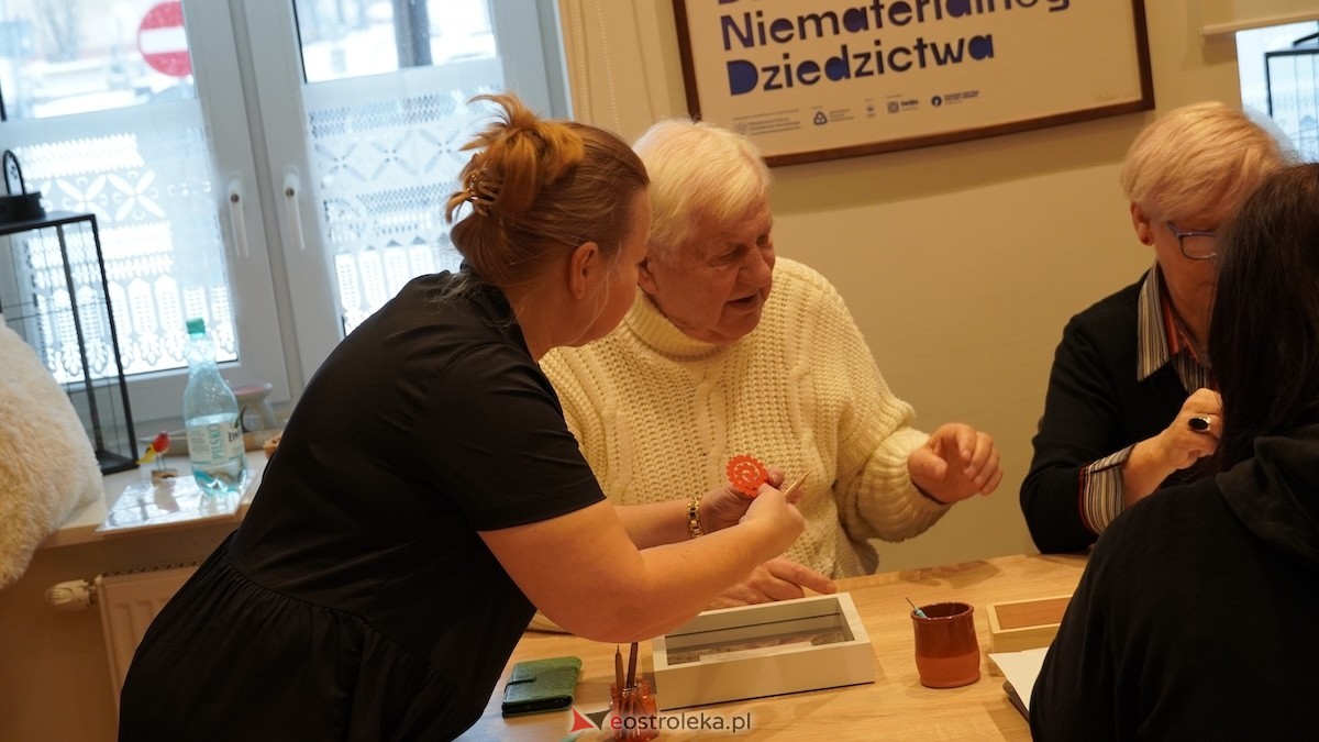 Warsztaty walentynkowe w Muzeum Kultury Kurpiowskiej [08.02.2026] - zdjęcie #39 - eOstroleka.pl