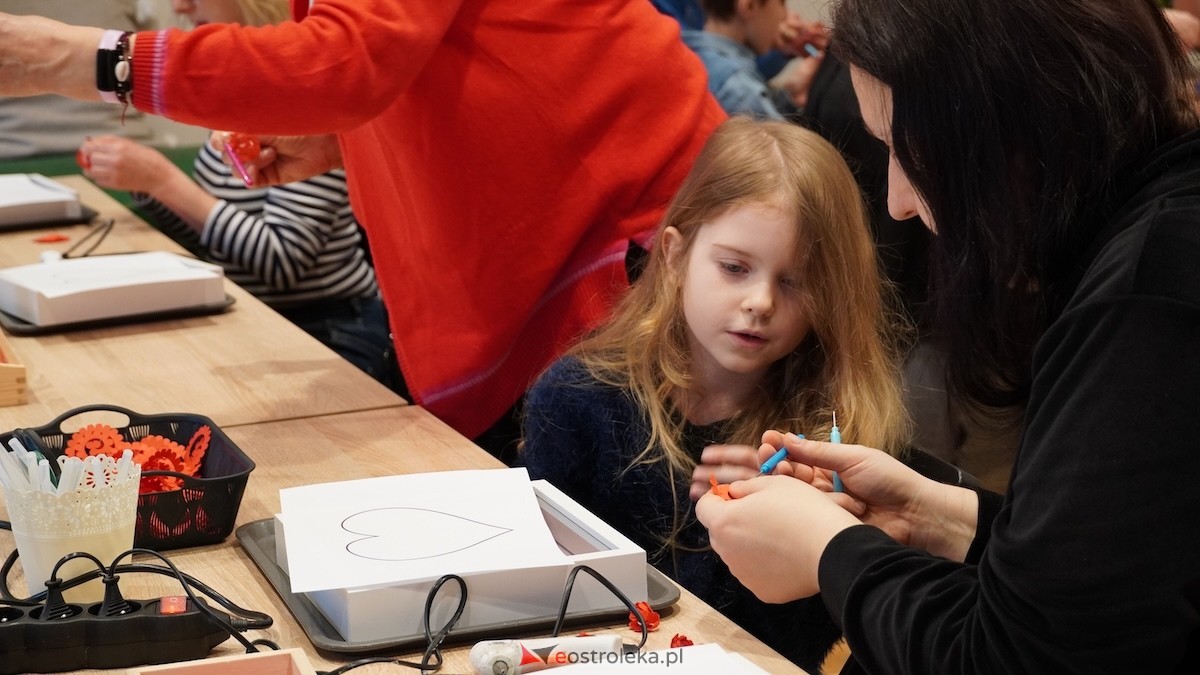 Warsztaty walentynkowe w Muzeum Kultury Kurpiowskiej [08.02.2026] - zdjęcie #29 - eOstroleka.pl