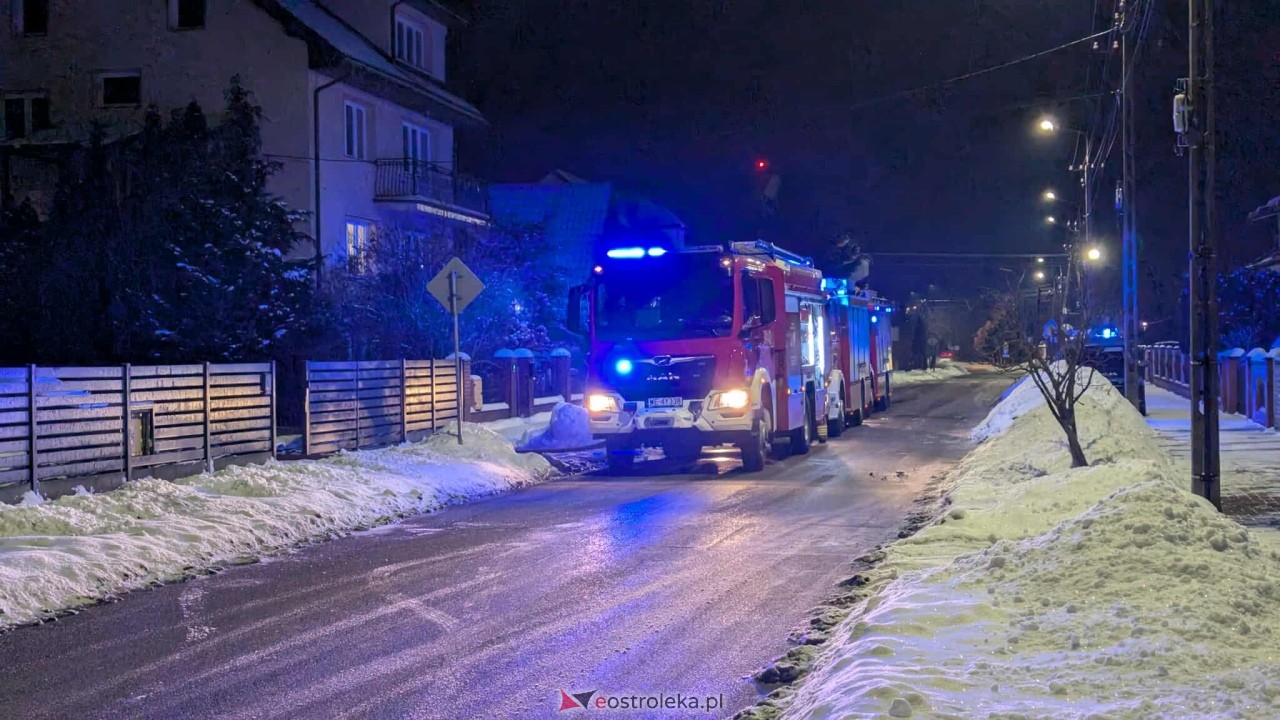Pożar na Ogródkowej [09.02.2026] - zdjęcie #5 - eOstroleka.pl