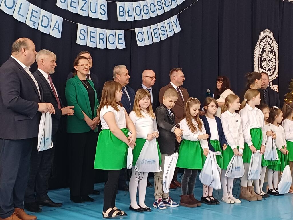 Świąteczne spotkanie w Myszyńcu. Było wspólne kolędowanie i rozstrzygnięcie konkursu [10.02.2026] - zdjęcie #6 - eOstroleka.pl