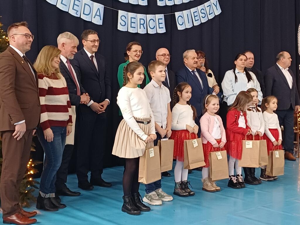 Świąteczne spotkanie w Myszyńcu. Było wspólne kolędowanie i rozstrzygnięcie konkursu [10.02.2026] - zdjęcie #5 - eOstroleka.pl