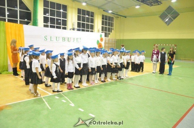 Rzekuń: Uroczyste pasowanie pierwszoklasistów [15.XI.2011] - zdjęcie #14 - eOstroleka.pl