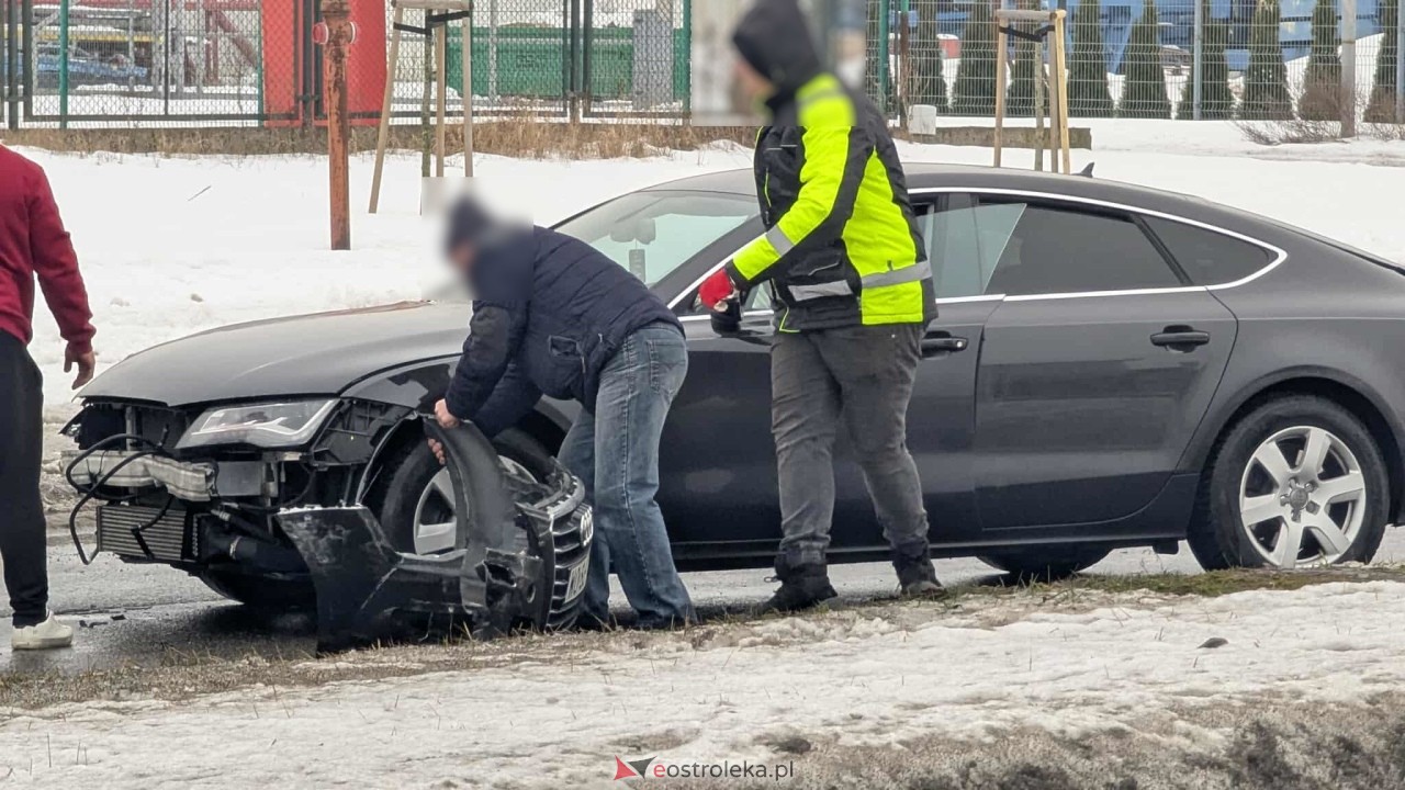 Wypadek na Bohaterów Warszawy [11.02.2026] - zdjęcie #6 - eOstroleka.pl