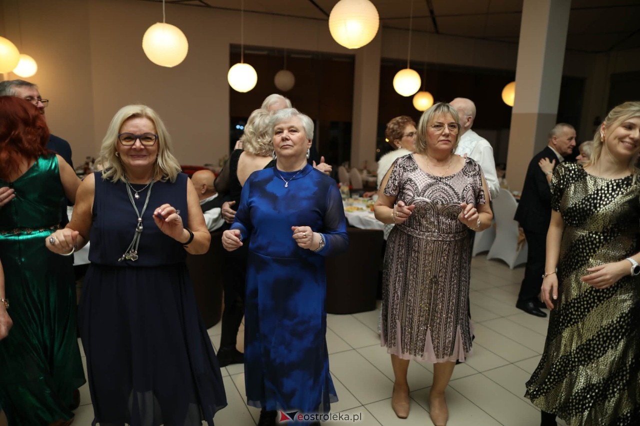 Międzypokoleniowe Ostatki w Feniksie [11.02.2026] - zdjęcie #47 - eOstroleka.pl