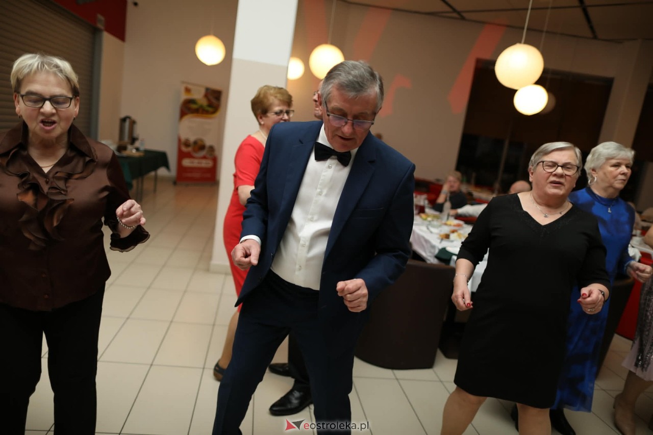 Międzypokoleniowe Ostatki w Feniksie [11.02.2026] - zdjęcie #43 - eOstroleka.pl