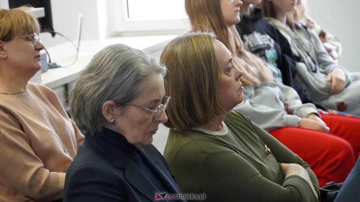 Inauguracja 90-lecia Miejskiej Biblioteki Publicznej w Ostrołęce [12.02.2026] - zdjęcie #22 - eOstroleka.pl