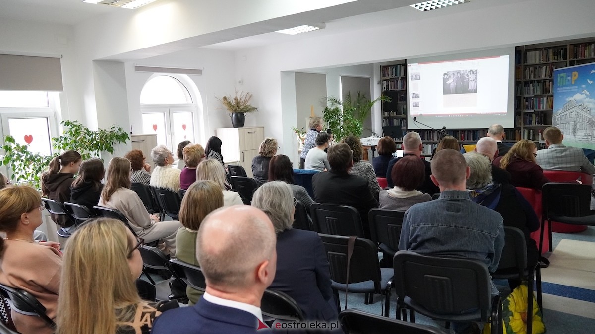 Inauguracja 90-lecia Miejskiej Biblioteki Publicznej w Ostrołęce [12.02.2026] - zdjęcie #1 - eOstroleka.pl