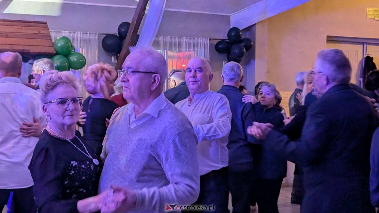 Międzypokoleniowa potańcówka karnawałowa w Zabielu Pilikach [12.02.2026] - zdjęcie #34 - eOstroleka.pl