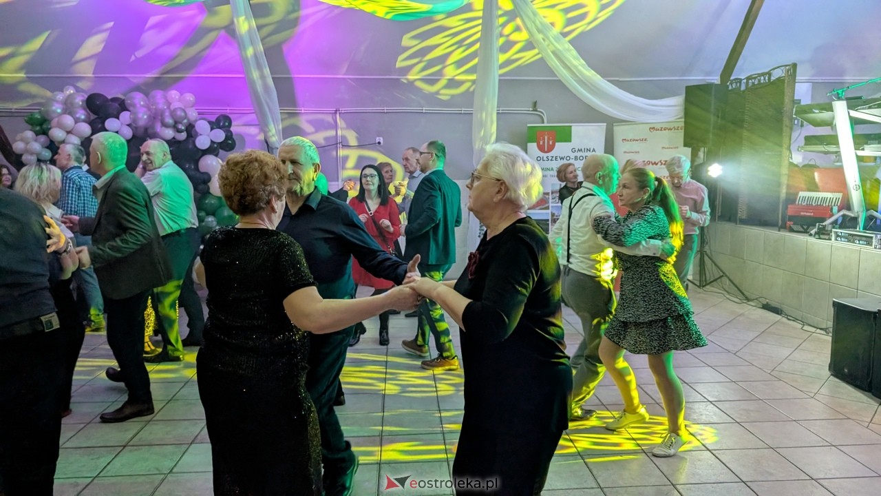 Międzypokoleniowa potańcówka karnawałowa w Zabielu Pilikach [12.02.2026] - zdjęcie #5 - eOstroleka.pl