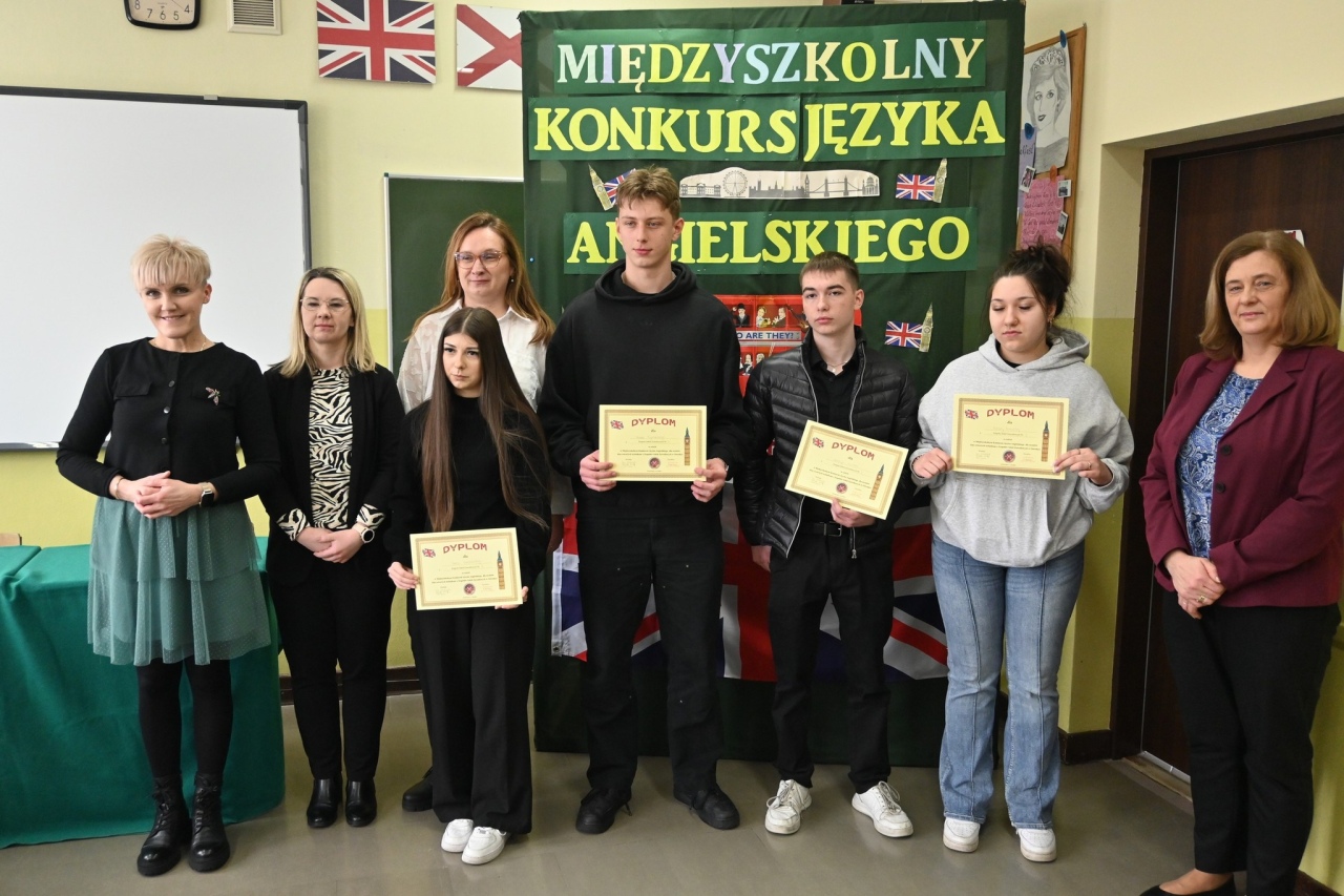 Językowe zmagania czwartoklasistów. XI edycja konkursu angielskiego rozstrzygnięta fot. ZSZ nr 2 [11.02.2026] - zdjęcie #56 - eOstroleka.pl