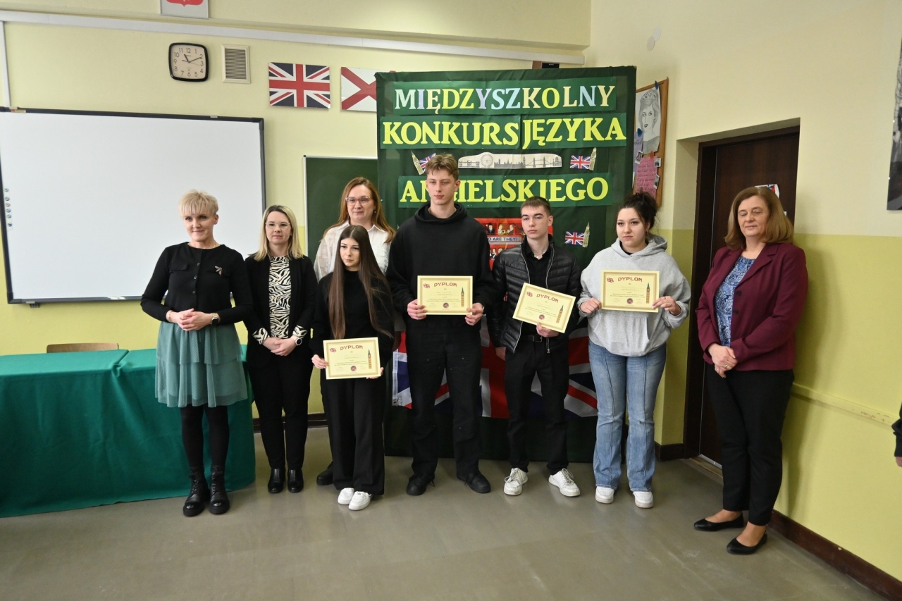 Językowe zmagania czwartoklasistów. XI edycja konkursu angielskiego rozstrzygnięta fot. ZSZ nr 2 [11.02.2026] - zdjęcie #53 - eOstroleka.pl