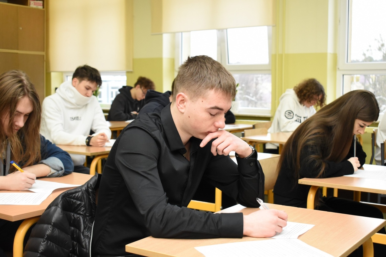 Językowe zmagania czwartoklasistów. XI edycja konkursu angielskiego rozstrzygnięta fot. ZSZ nr 2 [11.02.2026] - zdjęcie #26 - eOstroleka.pl
