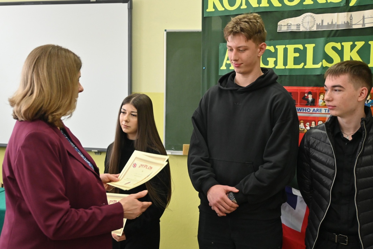 Językowe zmagania czwartoklasistów. XI edycja konkursu angielskiego rozstrzygnięta fot. ZSZ nr 2 [11.02.2026] - zdjęcie #19 - eOstroleka.pl